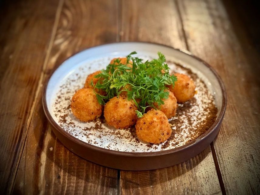 Фото позиции «Сырные шарики ‘Четыре сыра’»