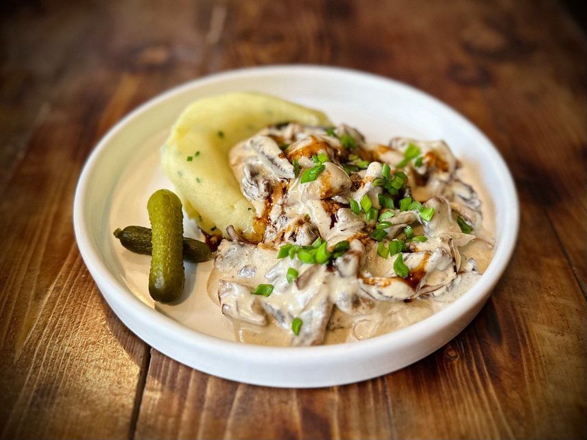 Фото позиции «Бефстроганов»